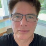 John Barrowman Instagram - HELP! This is a post for #crafters and #artist I need some help and advice. Jb . . #project #midcenturymodern #art #cleaningtipsandtricks #clean #paintings #crafting Palm Springs, California