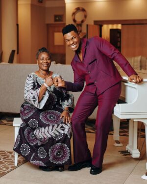 John Boyega Instagram - @womankingmovie premiere in South Africa was something special. Surrounded by pure love and genuine support. Kickstarting this collage of love with my mother ❤