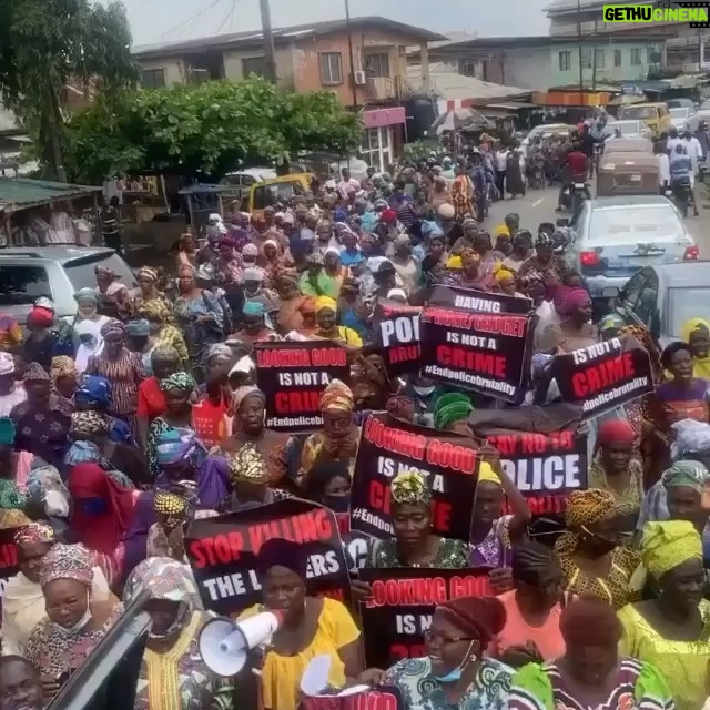 John Boyega Instagram - Our Mothers are crying out with one voice. The people have spoken. NO SARS REFORM. 🇳🇬🇳🇬🇳🇬🇳🇬