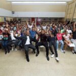John Boyega Instagram - Throwback with @savethemusic students in Detroit 2017 🖤 #aspiretoinspire