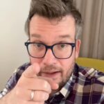 John Green Instagram – There are two kinds of people: Bath enthusiasts and weirdos. Sun Basin Soap is here to help you all and then donate 100% of its profit. Link in bio.🧼