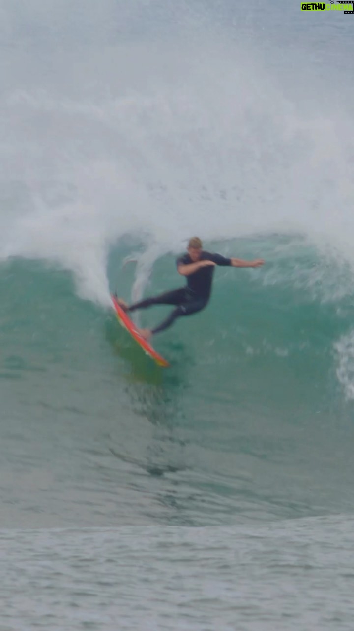 John John Florence Instagram - Stoked to be surfing the Bowl again 🔔