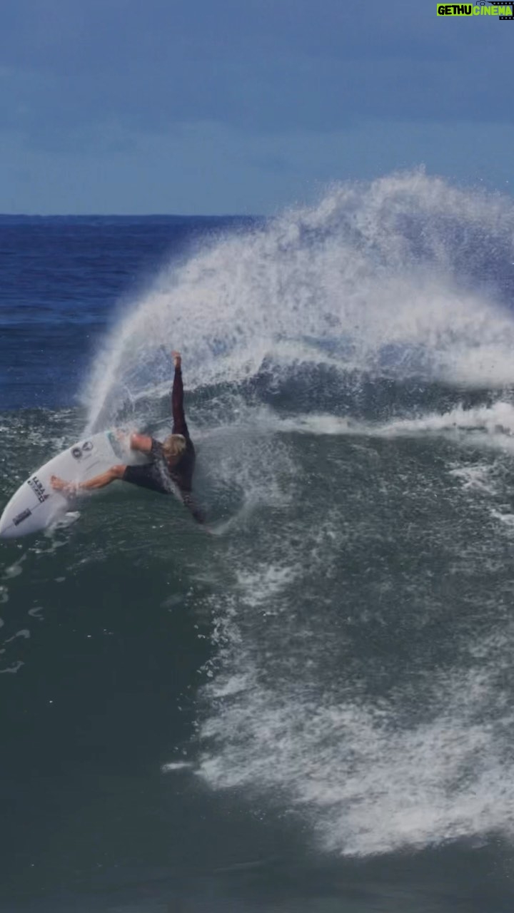 John John Florence Instagram - @nixon and I are giving away some gear including The Heat ⏱. Most of the features we created for the Heat are well known, but there’s one that most people don’t know about, that’s pretty funny to see at the end of my heats. The Nixon designers came up with the idea to have the timer read SEND as it starts to count down. So tell us a good story, or tag us in a post on how a friend Sent It recently and we will send them some of our favorite gear. More info in Nixon bio