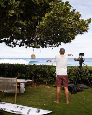 John John Florence Instagram - Pipeline with one other person will never get old! Stoked to be in a final right here at home to start the year. Congrats @barronmamiya on the win! Super inspired by the women as well this whole event @bettylou.sakura.johnson @picklummolly @caitysimmers that was so fun to watch!! Thank you to my wife, family and my whole team for the support this week. Fired up for Sunset!!
