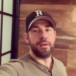 John Krasinski Instagram - Happy Halloween! To celebrate I thought I’d give all fans of Jack Ryan a little Halloween treat! When can you watch the new season? How about... right now!!! Yup! #JackRyan Season2! One day early! Only on @amazonprimevideo.