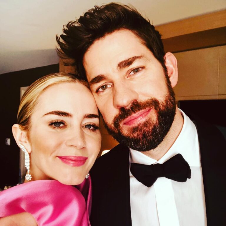 John Krasinski Instagram - Honored to be on the arm of this double nominee tonight! #SAGawards