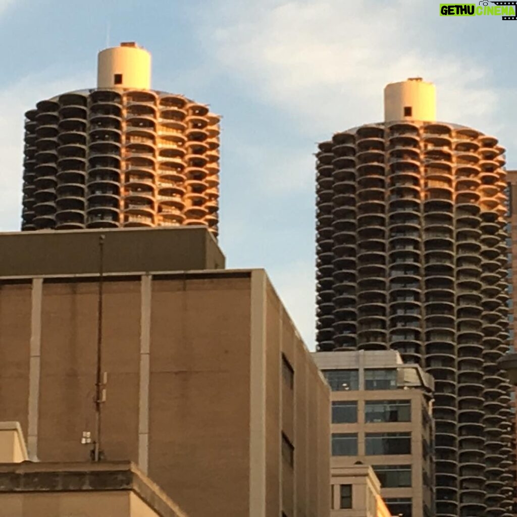 John Krasinski Instagram - CHI what! #TheHollars in Chicago @wilco