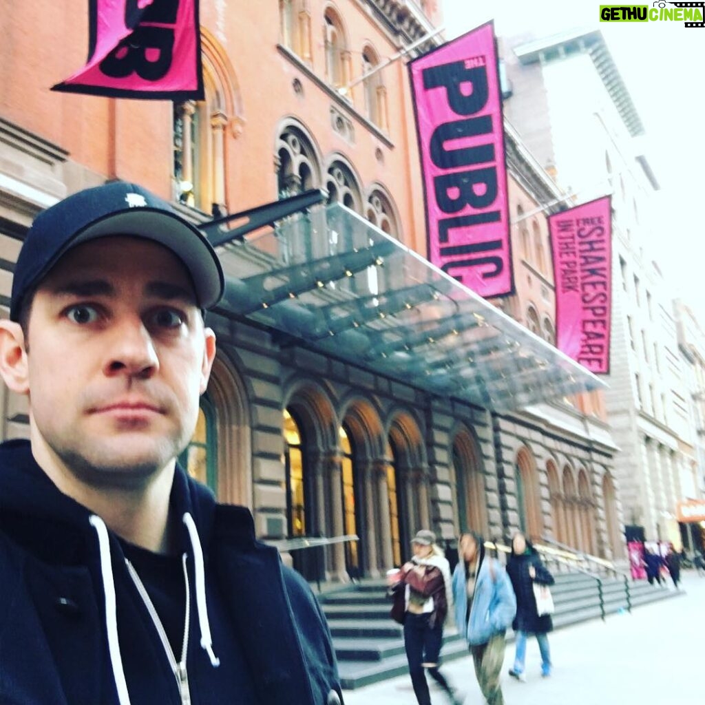 John Krasinski Instagram - My first public theatre performance ever is tonight! I'm not nervous.... Do I look nervous?? #DryPowder #ThePublicTheatre