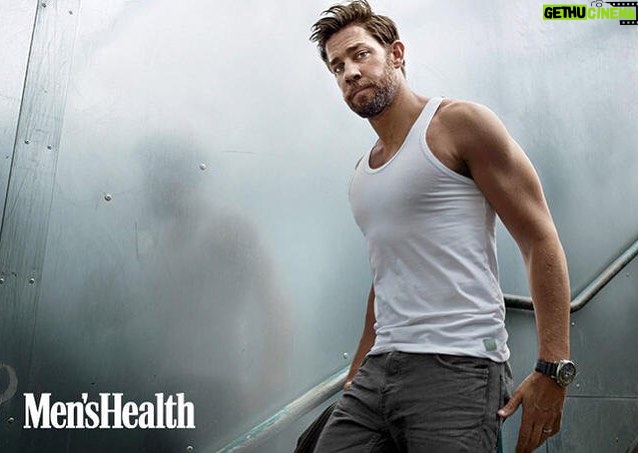 John Krasinski Instagram - ... And for finding my shirt JUST after this picture was taken. Thank you @menshealthmag