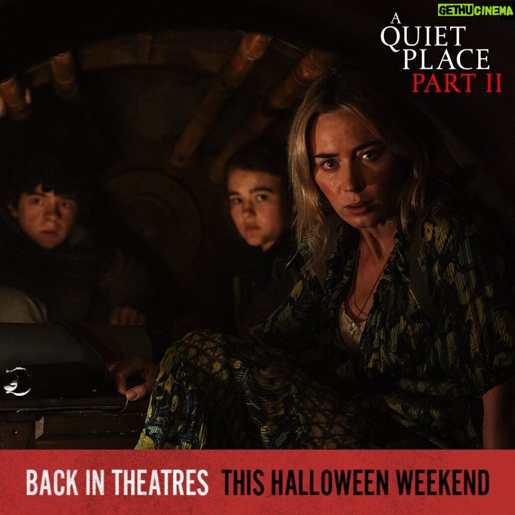 John Krasinski Instagram - Happy Halloween!!! #AQuietPlace2 Back in theaters this weekend!!! 🎃 🤫