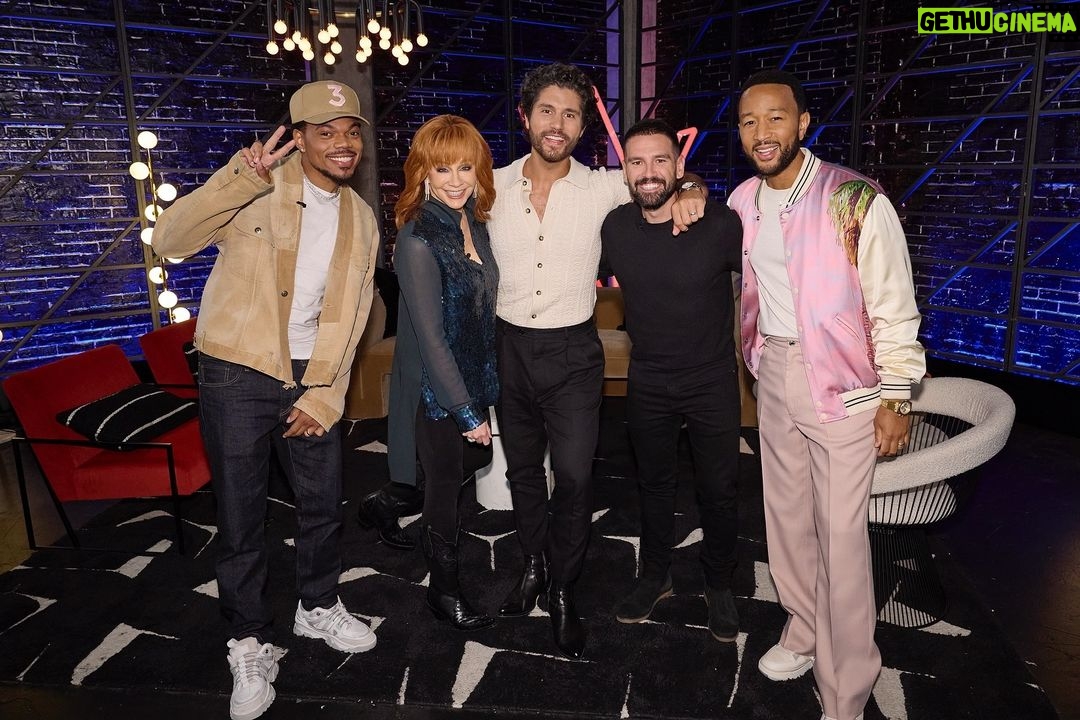 John Legend Instagram - I'm back on #TheVoice tonight! With some old friends and new friends!