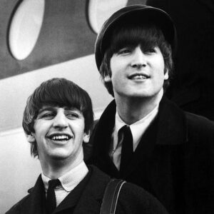 John Lennon Instagram - HAPPY BIRTHDAY RINGO!
@ringostarrmusic