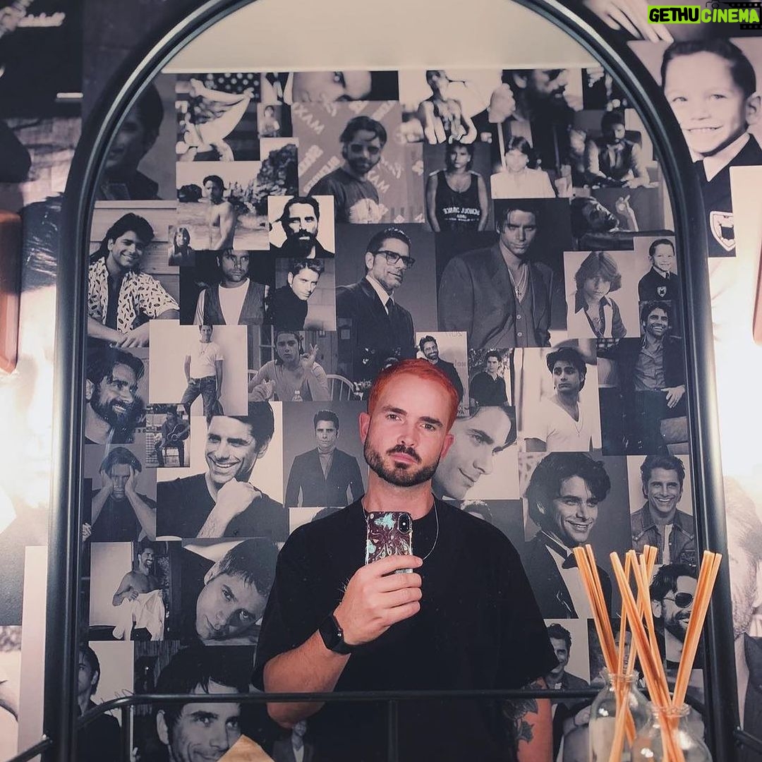 John Stamos Instagram - I guess this is why it’s called “the john”. Check out @loulastaverna in Vancouver. It’s the perfect bathroom to read my book. Thanks for all the love!