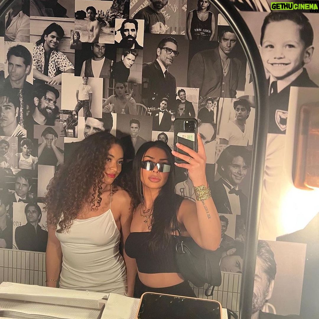 John Stamos Instagram - I guess this is why it’s called “the john”. Check out @loulastaverna in Vancouver. It’s the perfect bathroom to read my book. Thanks for all the love!