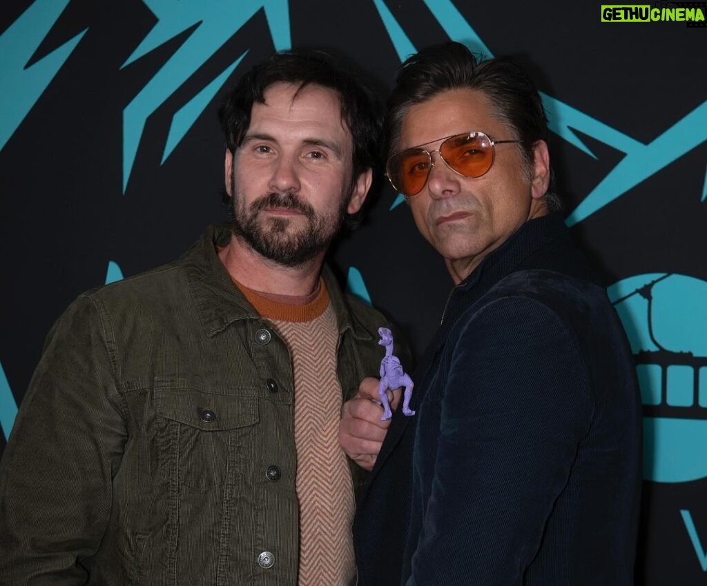 John Stamos Instagram - Absolutely love those moments when I get to play the role of “arm candy” and just stand by my incredible wife, @Caitlinskybound especially at cool events like the @mammothfilmfestival. Seeing her shine with her movie, @invisibleraptormovie, I couldn’t be prouder of my amazing wife. Supporting her in these moments is an honor I cherish deeply. Can’t wait for you all to see this very funny film. Great work @lordmikecapes