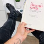 Johnny Galecki Instagram - #sundayreading