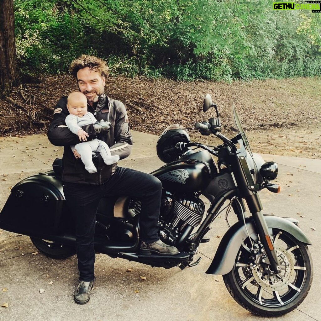 Johnny Galecki Instagram - #godson time w/ my right-hand-man, Huckleberry Houser who will crush me in arm wrestling by the time he’s four months old. Many adventure to come and share, Little Big Man. ❤❤❤Well done, @tatianahouser & @randyhouser #unlikelypals
