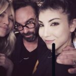 Johnny Galecki Instagram - Us artists have nothing to build if we don’t support one another. The Cuoco Sisters @kaleycuoco & @bricuoco gave their time and immense talents tonight to a project that is dear to me. Thank you, Mooks and Mooks Jr. I owe you both one or two. XO. 📸: @kaleycuoco