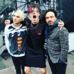 Johnny Galecki Instagram - @badflowerjosh will someday learn which camera to look at. @yungblud ❤️❤️❤️