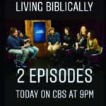 Johnny Galecki Instagram - Tune in TONIGHT for 2 episodes of @livingbiblicallycbs ❤️❤️❤️ #alcidebavaproductions @thepatrickwalsh #jayrferguson @linzkraft @ibgomez @davidkrumholtz @camrynmanheim @tony_rock @thesaragilbert