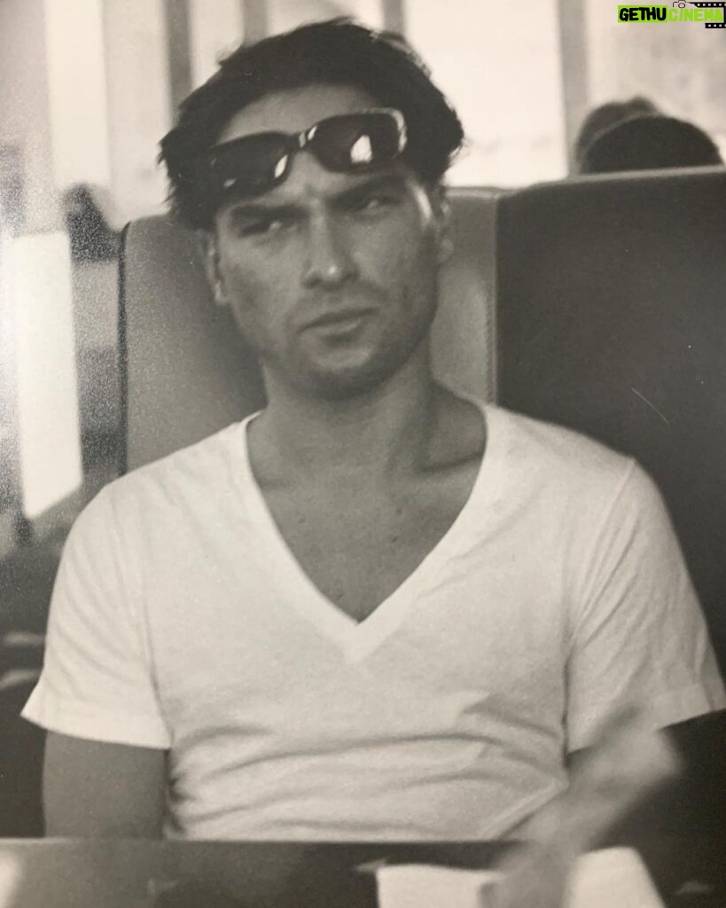 Johnny Galecki Instagram - Looking confused and suspicious on a train in either Germany or France approx. 17 years ago. 📸: @tamaramello