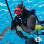 Johnny Knoxville Instagram - Tonight at 9pm Darkshark week starts on @discovery!! Tarzan and Jacques Cousteau ain’t got shit on @blaccapone23. He is the o.g. shark whisperer. 🦈 #darksharkweek