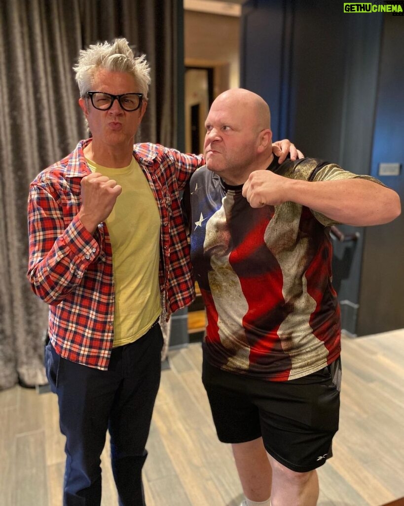 Johnny Knoxville Instagram - Hey everyone I have great news. I just ran into my old friend @butterbeanboxer and he is ok. 😵🥊