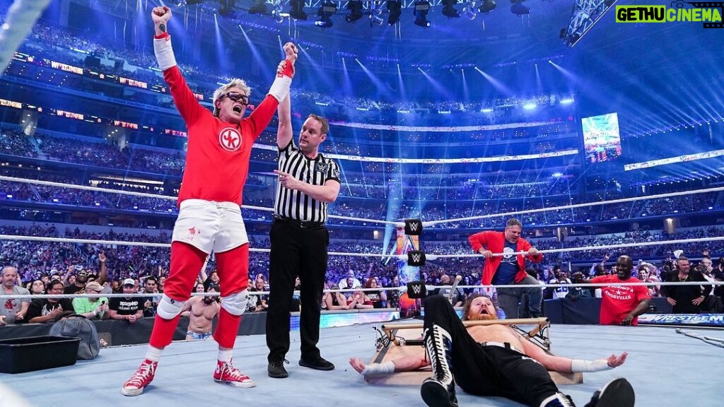 Johnny Knoxville Instagram - Thanks to Vince McMahon and everyone at the @wwe for allowing me the opportunity of smashing @samizayn at #wrestlemania. Also thanks to Jeffy, Jasper, Weeman, Pontius and Tremaine for being there and having my back. And a big thank you to @shanehelmscom for showing me all the moves I used to gain victory. And of course a huge thanks to @kp416 and @jacqlefevre for keeping the crazy train on the tracks. Undefeated at Wrestlemania. What a night and Wahoo! #johnnyknoxvilleworldchampion #nightnightsami 📸 by @wwe