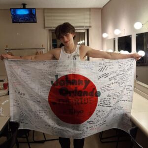 Johnny Orlando Instagram - Tokyo / Taipei were a dream🦋