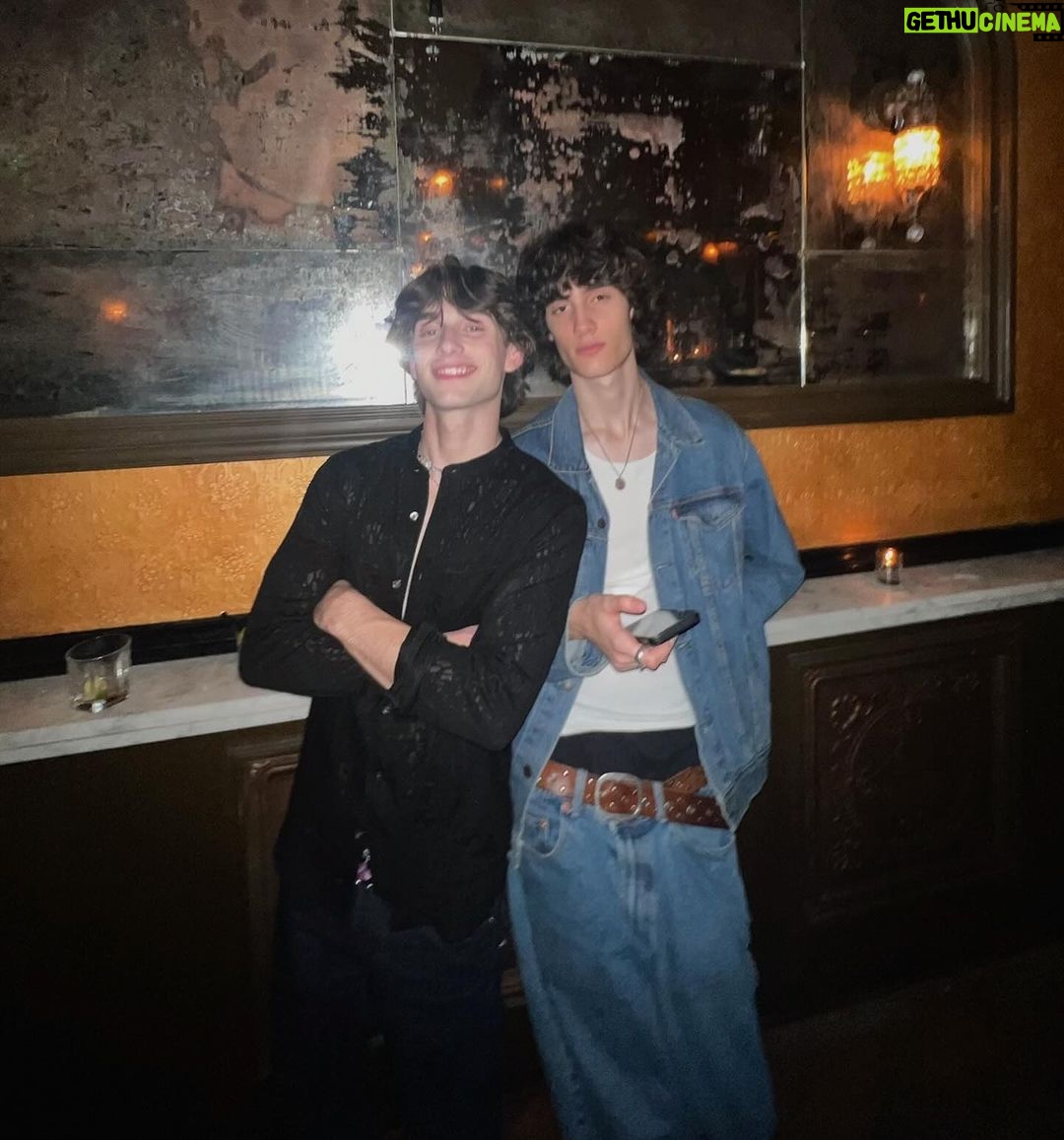 Johnny Orlando Instagram - 🎞️ Los Angeles, California
