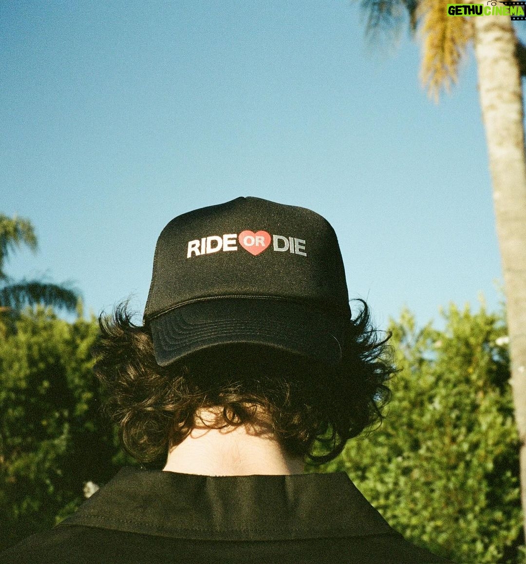 Johnny Orlando Instagram - 🎞️ Los Angeles, California