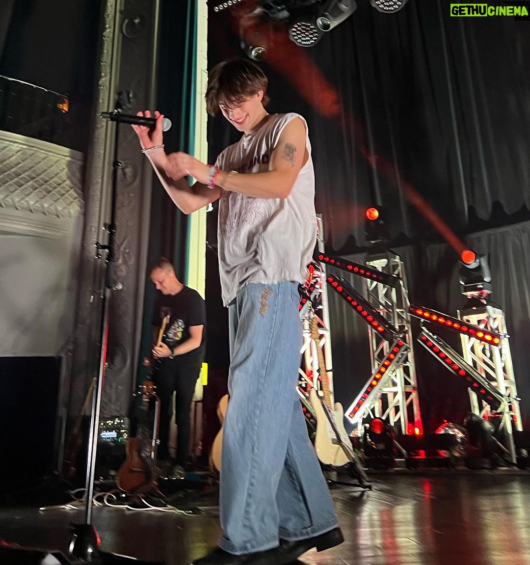 Johnny Orlando Instagram - SF thank you for the best first show ever<3 welcome to the ride tour🦋 San Francisco, California