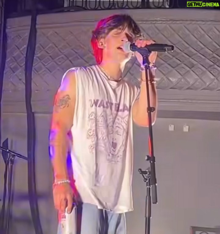 Johnny Orlando Instagram - SF thank you for the best first show ever<3 welcome to the ride tour🦋 San Francisco, California