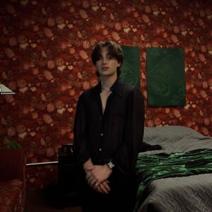 Johnny Orlando Instagram - I thought there was absolutely 0 way this song and video would come together in time. I forgot that I was working with the best team on the continent. So much love and appreciation to everyone involved and to you all for the support so far. Todays a good day 

Written with: @sadiejean, @therickymanning, @itspeterfenn @emmarosen @darianorlando 

Director -  @gordydestjeor 
Executive Producer - @aidanmbrowne 
1st AD - @parkerfenady

Director of Photography - @zezzeldine
1st AC - @lukejamison_
2nd AC - @allieleichter
Gaffer - @monty_sloan
Key Grip - @nathankadota
Swing - @austin_speakman

Production Designer -  @thepaytonjane
Set Dresser -  @itsbeabrown
HMU Stylist - @maureensherwoodmakeup
stylist - @edwin.j.ortega 

Motorcyclist - @vincentjames

Editor - @gordydestjeor
Color house - @ethos_studio
Colorist - @nicklw
Color Producer - @ferren.ben
VFX Artist -  @jooystin

Management - @darianorlando & @theobattaglia
Production Assistant - @_sarasims

A special thanks to @umusic @maddieorlando & @sadiejean