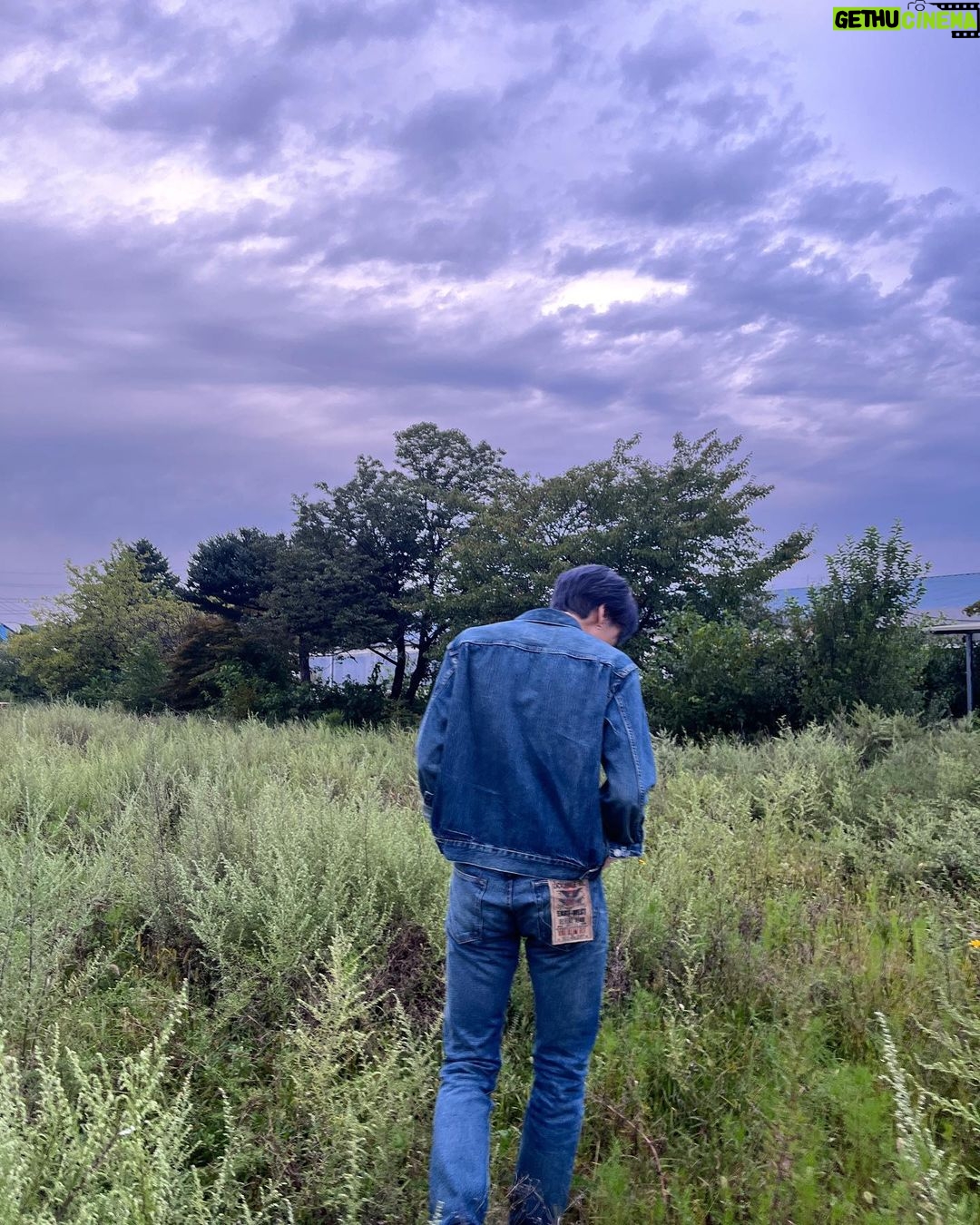 Johnny Suh Instagram - rain rain up in my head