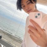 Johnny Suh Instagram - 🏄‍♀️