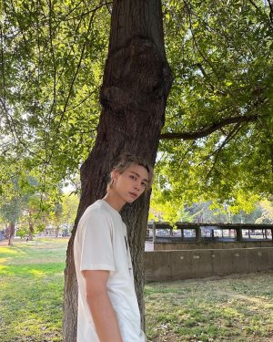 Johnny Suh Instagram - chile es hermoso