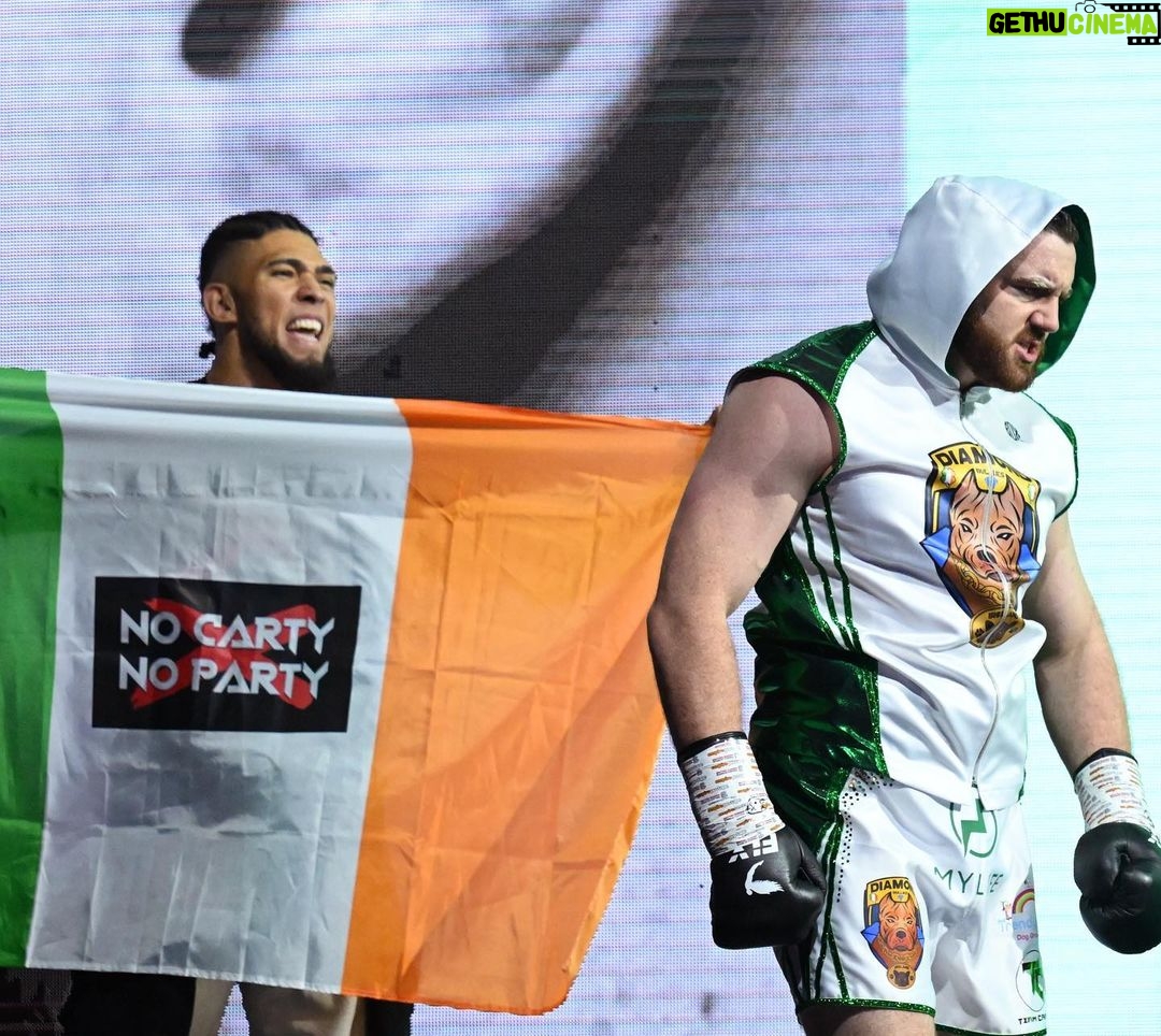 Johnny Walker Instagram - A friendship forged in violence🩸 Fight day is here. It’s go time for my Brazilian brother @johnnywalker 🇧🇷⚔️🇮🇪 Las Vegas, Nevada