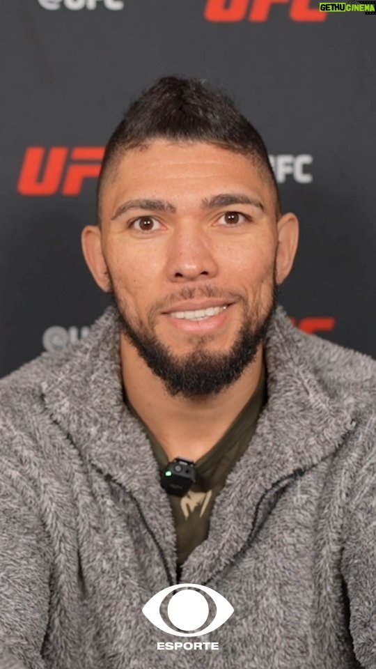 Johnny Walker Instagram - ELE ESTÁ PRONTO! 🇧🇷 @johnnywalker vai representar o Brasil na luta principal do #UFCVegas84 contra o russo Magomed Ankalaev por uma vaga no top-3 do ranking do peso meio-pesado, e você pode acompanhar a luta AO VIVO na @bandtv! 🥊 Assista ao card principal a partir das 21h30 (horário de Brasília) deste sábado (13)! @bandplay e band.com.br também transmitem! 📺 #UFCnaBand #EsporteNaBand #UFCBrasil