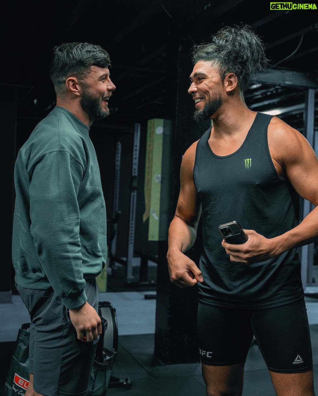 Johnny Walker Instagram - Teammates, training partners and friends. These are the real people behind all my fight camps š @sbgireland @coach_kavanagh @motionmasters @bellatormma @pflmma @pfleurope @thatprizeguy #ufc #sbg #sbgireland #ufc #mma #bjj #fight #fighter #Irish #mmafighter #octagon #mixedmartialarts #bellator #bellatormma