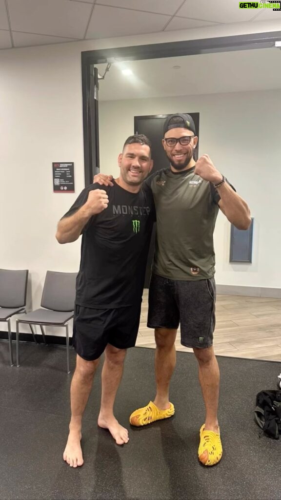 Johnny Walker Instagram - With the man @chrisweidman at @ufcpi