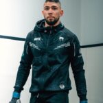 Johnny Walker Instagram - I was born for this. Nothing will stop me from achieving my destiny 😤 @ufc @celtic_warrior_gym_ @sbgireland @paradigmsports @platincasino.br @monsterenergy @coach_kavanagh @abspowerlifting @motionmasters #ufc #sbg #sbgireland #ufc #mma #bjj #fight #fighter #Irish #ufcireland #mmafighter #newyork #octagon #johnnywalker #johnnywalkerufc #mixedmartialarts