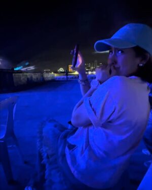 Jolina Magdangal Instagram - Habang nanonood ng rehearsal, ito ang mga oras na pigil na pigil ako kiligin,  sumigaw, tumalon, sumabay sa kanta. Ang hirap pala talaga… kinabag ako at nung gabi ko na lang nailabas ang… 💨 🤣🤣🤣

#rivermayathereunion