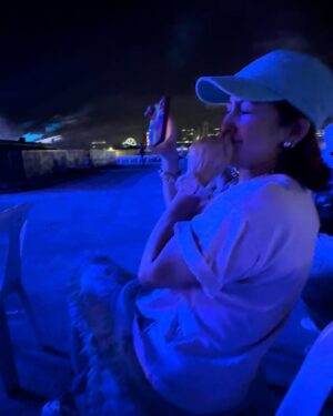 Jolina Magdangal Instagram - Habang nanonood ng rehearsal, ito ang mga oras na pigil na pigil ako kiligin,  sumigaw, tumalon, sumabay sa kanta. Ang hirap pala talaga… kinabag ako at nung gabi ko na lang nailabas ang… 💨 🤣🤣🤣

#rivermayathereunion