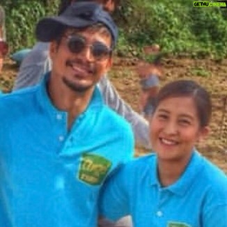 Jolina Magdangal Instagram - Tito P!!!!!! Happy happy happy birthday!!!! Habol ako sa pagbati.ππππ₯³π Ang nga picture na ito ay yung hindi natuloy na teleserye namin nung 2015. Papa P, always know that everytime i see you at nakakapagkulitan tayo, nahahappy ako kasi di ka parin nagbabago mula nung makilala kita noong taon naβ¦ β¦ ay sabi mo nga pala wag na sabihin yung matagal nang year.π Ps, yung pinaka huling picture, hindi naman ako kilig dun.. sus! Walang walang bahid ng kilig.π