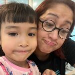 Jolina Magdangal Instagram - Ang estudyante ko na Mabait naman.😂 buti rin talaga maganda pilik mata ko para ok na ok parin kagit mag picture. Hahaha! #TeleVika #lashes