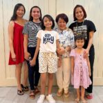 Jolina Magdangal Instagram – O diba nakuha pa namin magpasko sa snow. Tibay ng mga balat namin, naka tsinelas, shorts, spaghetti strap lang kami. Puno ng snow ang paligid pero kami medyo makintab sa init.🤣🤣 🤣🤣🤣🤣 

Joke!!! We had a great time kanina. Tagal ko na sila di nadalaw sa tagaytay at gusto nila ako madalaw sana nung nakaraang linggo na bed rest ako pero ngayon lang natuloy na makaluwas. ANG SAYA!!! 
At higit sa lahat.. nilutuan ko sila ng version ko ng adobo. Pasado kay hurado daddy at hurado mommy!!!! Busog na busog sila.😊

#PeleSerye #TeleVika #postchristmas #prenewyear #family #goodvibes #grateful #inspiration #explore #fyp #foryou #foryourpage