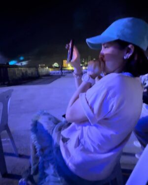 Jolina Magdangal Instagram - Habang nanonood ng rehearsal, ito ang mga oras na pigil na pigil ako kiligin,  sumigaw, tumalon, sumabay sa kanta. Ang hirap pala talaga… kinabag ako at nung gabi ko na lang nailabas ang… 💨 🤣🤣🤣

#rivermayathereunion