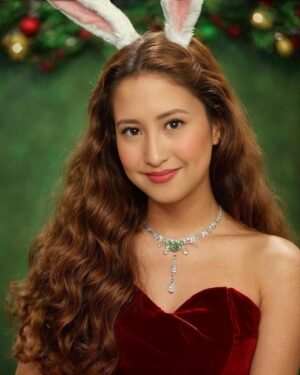 Jolina Magdangal Instagram - Christmas parin naman…
Ano kaya pinaka ok sa mga ito?