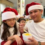 Jolina Magdangal Instagram - About last night.. simple pero punong puno ng pagmamahal at gratitude. 🎄👨‍👩‍👧‍👦🎄 #PeleSerye #TeleVika
